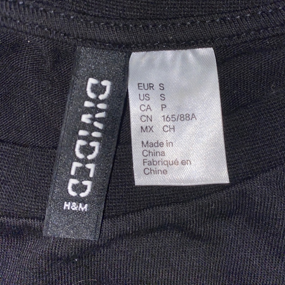 Crop top - Picture 3 of 3